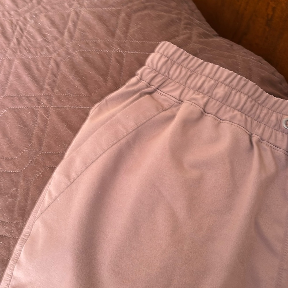 Women’s dry-fit shorts, size xs